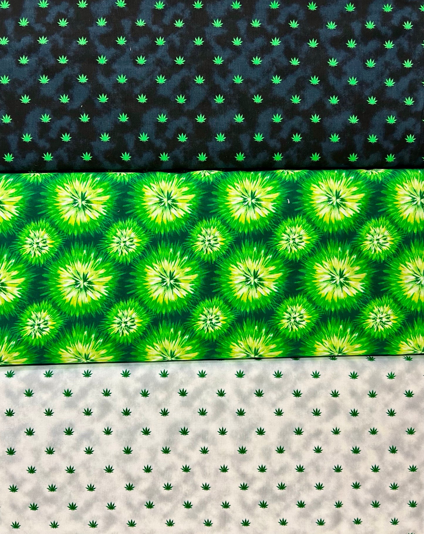 Marijuana Sm. Leaf Pillowcase KIT