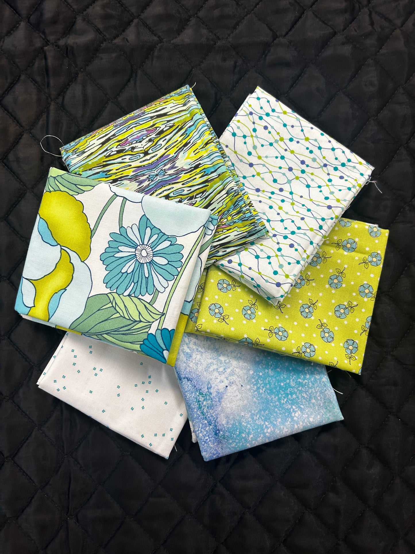 Fat Quarter Bundle - 6pc